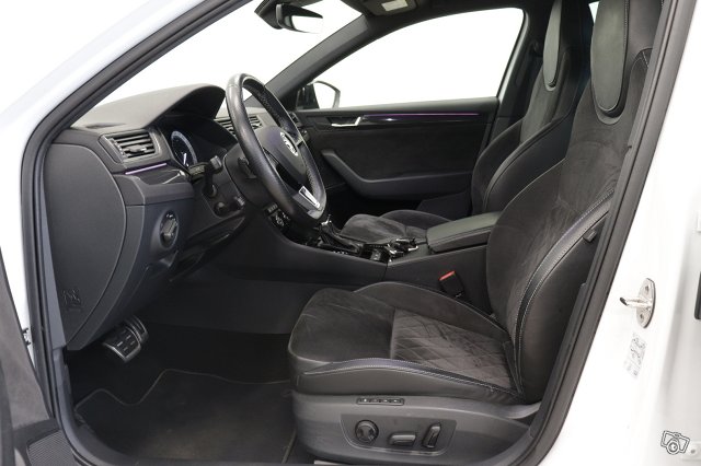 Skoda Superb 12