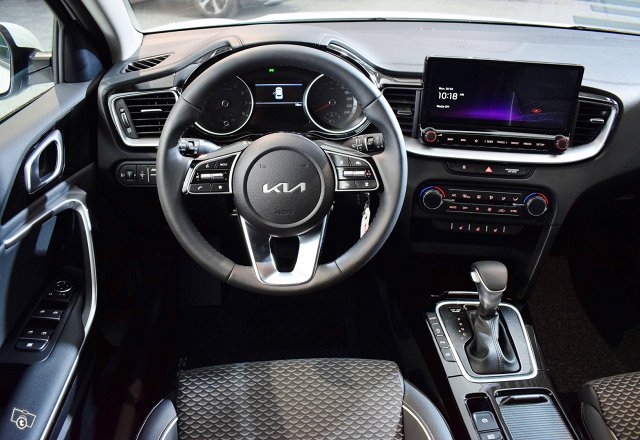 Kia XCeed 13