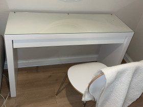 Ikea malm kampauspöytä, Pöydät ja tuolit, Sisustus ja huonekalut, Kotka, Tori.fi Ikea malm kampauspöytä, Pöydät ja tuolit, Sisustus ja huonekalut, Kotka, Tori.fi