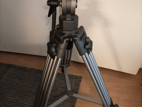 Ravelli tripod videokamera jalusta, Valokuvaustarvikkeet, Kamerat ja valokuvaus, Helsinki, Tori.fi Ravelli tripod videokamera jalusta, Valokuvaustarvikkeet, Kamerat ja valokuvaus, Helsinki, Tori.fi