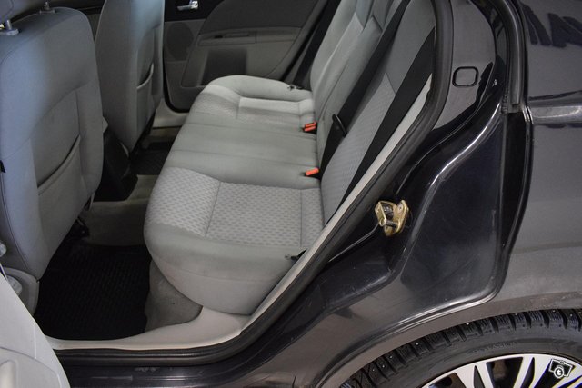 Ford Mondeo 13