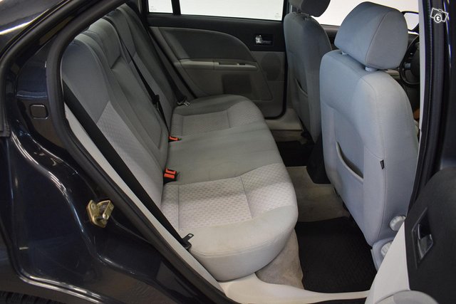 Ford Mondeo 14