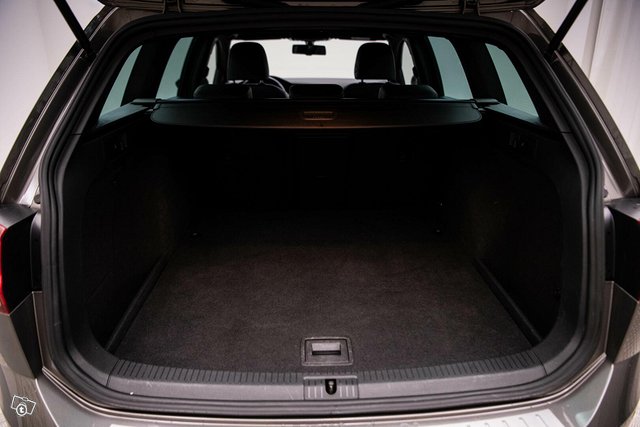Volkswagen Golf 17