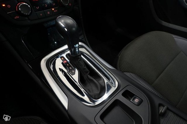 Opel Insignia 17
