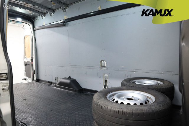 Ford Transit 10