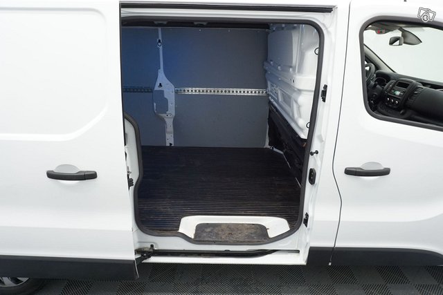 Renault Trafic 22