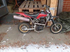 Loncin 150cc crossi, Moottoripyörät, Moto, Tohmajärvi, Tori.fi Loncin 150cc crossi, Moottoripyörät, Moto, Tohmajärvi, Tori.fi