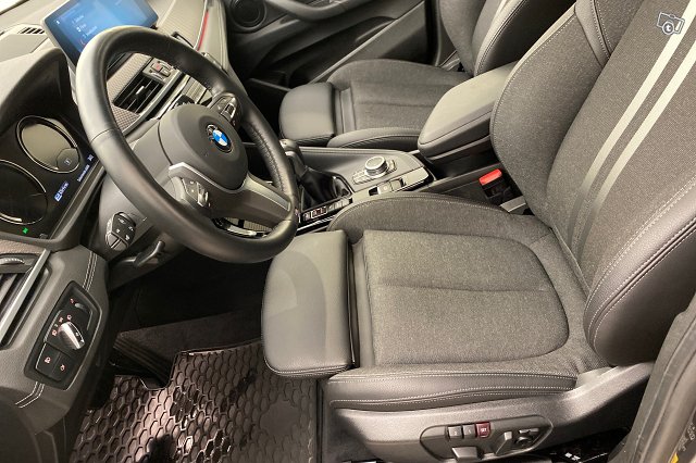 BMW X2 6