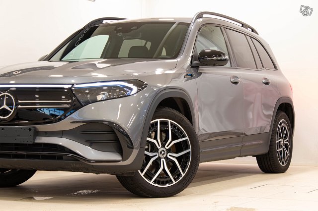 Mercedes-Benz EQB 4