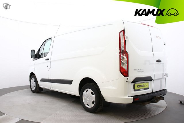 Ford Transit Custom 12