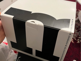 Marimekko urna maljakko lasi, Sisustustavarat, Sisustus ja huonekalut, Vaasa, Tori.fi Marimekko urna maljakko lasi, Sisustustavarat, Sisustus ja huonekalut, Vaasa, Tori.fi