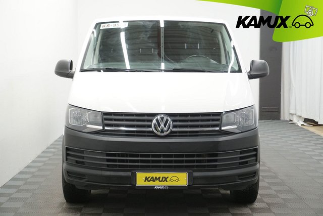 Volkswagen Transporter 9
