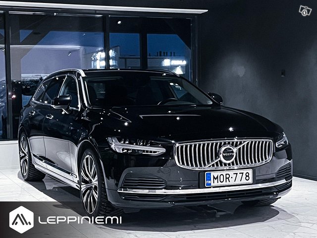 Volvo V90 13