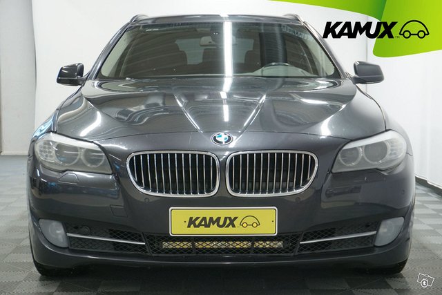 BMW 525 9