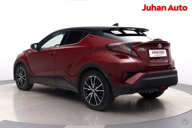 Toyota C-HR 7