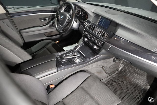 BMW 520 9