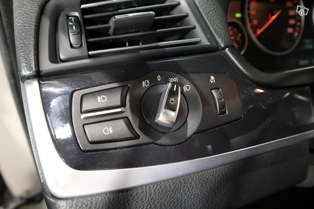 BMW 520 15