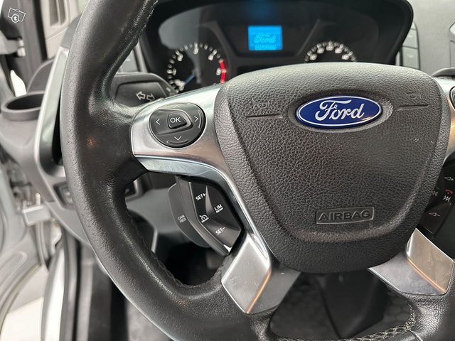 Ford Transit Custom 18
