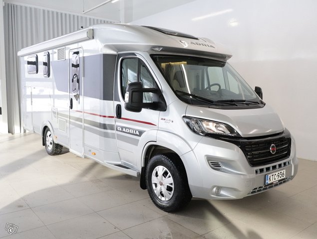 Adria Coral Platinum 690 SC, kuva 1