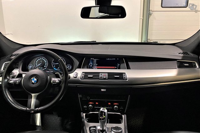 BMW 530 Gran Turismo 2