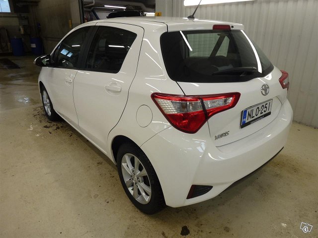 Toyota Yaris 3