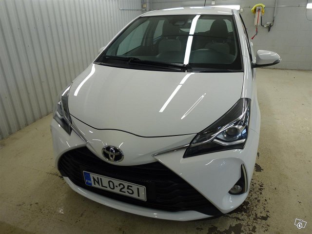 Toyota Yaris 7