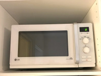LG-mikroaaltouuni