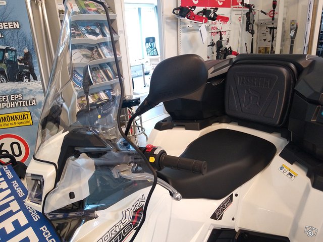 Uusi mönkijä Polaris Sportsman570 EFI 6