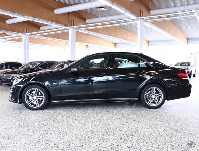 Mercedes-Benz E 7