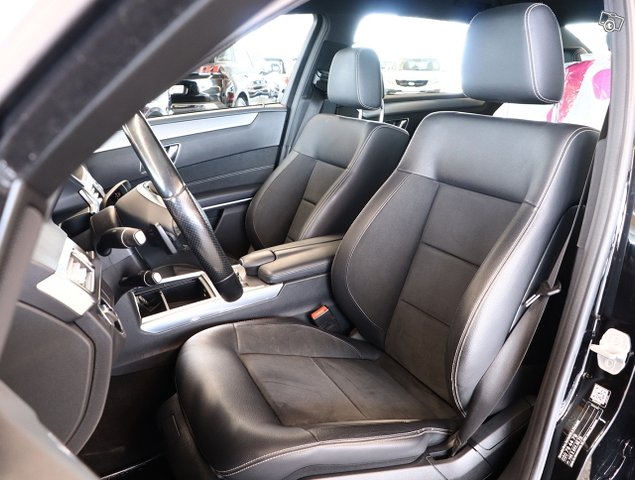 Mercedes-Benz E 13