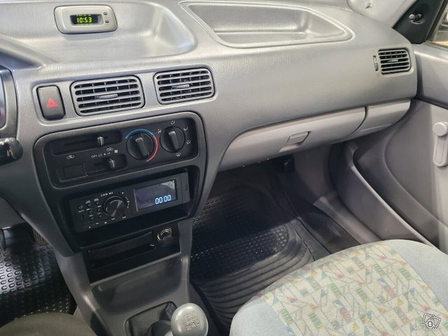 Toyota Starlet 16