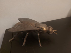 Vanha kärpäs koriste/säilytysrasia, Antiikki ja taide, Sisustus ja huonekalut, Jyväskylä, Tori.fi Vanha kärpäs koriste/säilytysrasia, Antiikki ja taide, Sisustus ja huonekalut, Jyväskylä, Tori.fi