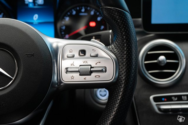 MERCEDES-BENZ C 16
