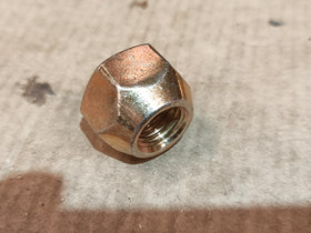 Pyöränmutterit, Lisävarusteet ja autotarvikkeet, Auton varaosat ja tarvikkeet, Raahe, Tori.fi Pyöränmutterit, Lisävarusteet ja autotarvikkeet, Auton varaosat ja tarvikkeet, Raahe, Tori.fi