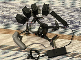 DJI FPV kopteri, 4 akkua ja dildo, Muu valokuvaus, Kamerat ja valokuvaus, Tampere, Tori.fi DJI FPV kopteri, 4 akkua ja dildo, Muu valokuvaus, Kamerat ja valokuvaus, Tampere, Tori.fi