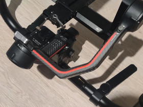 DJI RS3 Pro Combo, Valokuvaustarvikkeet, Kamerat ja valokuvaus, Oulu, Tori.fi DJI RS3 Pro Combo, Valokuvaustarvikkeet, Kamerat ja valokuvaus, Oulu, Tori.fi