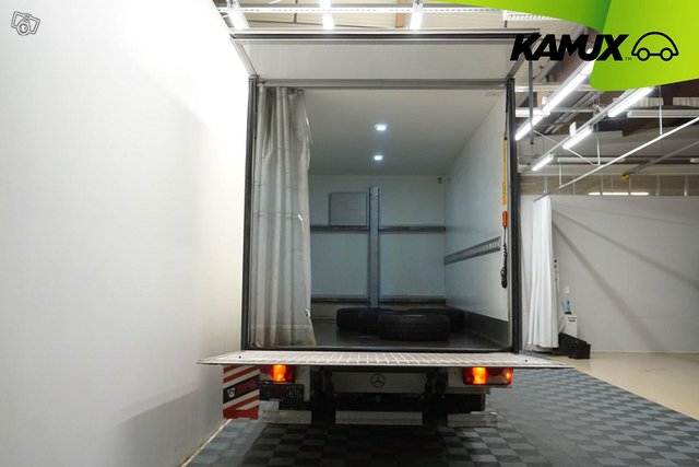 Mercedes-Benz Sprinter 7