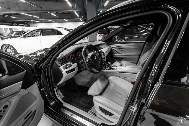 BMW M550d 5