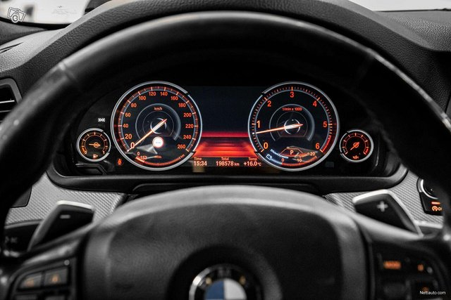 BMW M550d 11