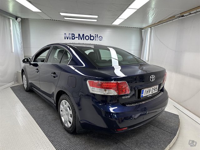 TOYOTA Avensis 3