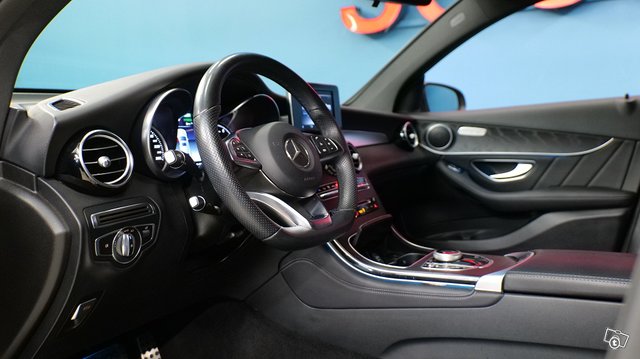 Mercedes-Benz GLC 5