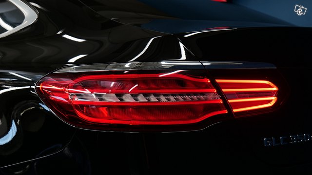 Mercedes-Benz GLC 21
