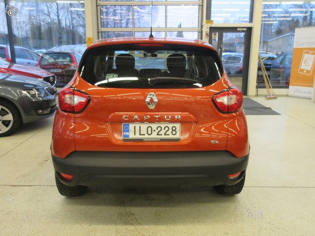 RENAULT Captur 6