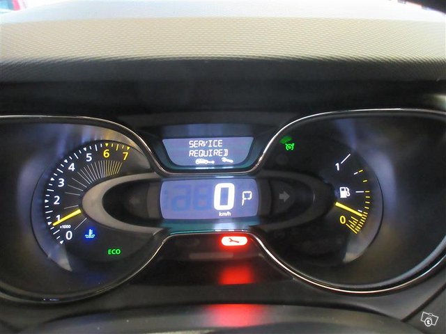 RENAULT Captur 17