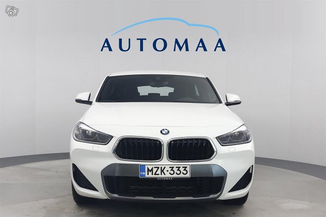BMW X2 8