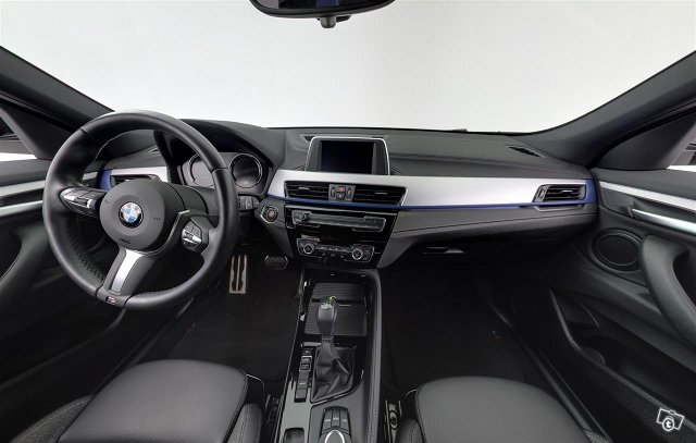 BMW X2 9
