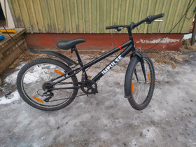 24 tuumainen maasturi, Maastopyörät, Polkupyörät ja pyöräily, Seinäjoki, Tori.fi 24 tuumainen maasturi, Maastopyörät, Polkupyörät ja pyöräily, Seinäjoki, Tori.fi