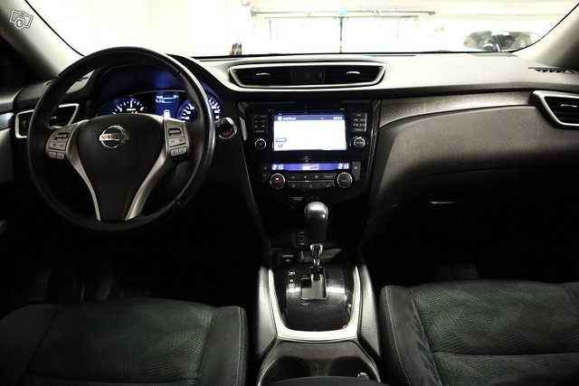 Nissan X-Trail 9