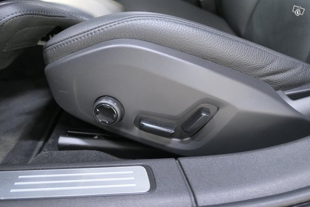 Volvo S90 20