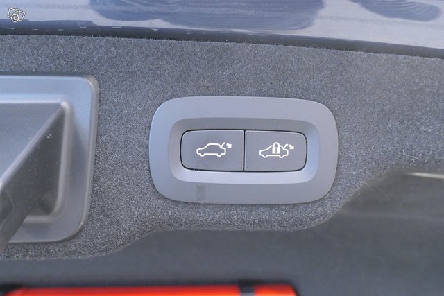 Volvo S90 21